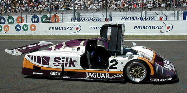 Jaguar XJR-9LM chassis 488 at Le Mans 2000